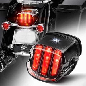 Illuminazione moto DOT Emark Approvato Luce freno posteriore Moto Fanale posteriore a LED per Harley Sportster XL883 XL1200 Softail Touring Road Lampada di codaL231225