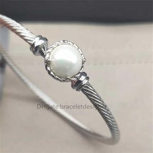 Dy Love Bangle Designer Bracelets 18K Gold Cable Series INS Personality Mopper Journing Simple White White Inplaid Bracelet SI263N