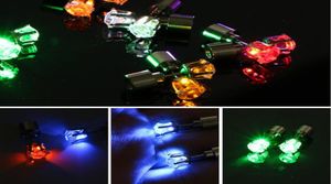 Orecchini a bottone con luce a LED Shinning Orecchini di moda Regalo di gioielli per donne Regali per ragazze da donna 20psclot E882736596