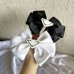 Hair Clips Barrettes Luxury Designer Brand Letter 2024 Barrettes Inverted Triangle Bow Designer Hairpin Premium Classic Fashion HairJewelry Christmas Jewelry