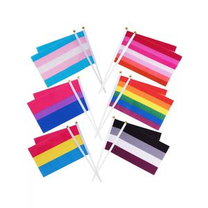 Bannerflaggor Rainbow Pride Flag Small Mini Hand Håller Banner Stick Gay LGBT Party Decorations Supplies For Parades Festival SS0125 Drop OT8TQ