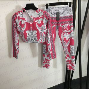 Moda feminina impressão leopardo apertado fatos de treino moda outono luxo designer vintage carta floral magro fitness yoga dois pcs conjuntos roupas femininas