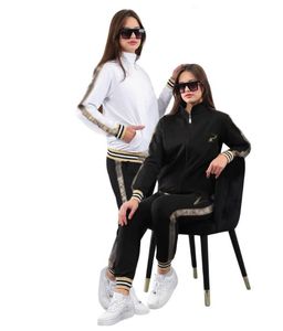 Women's Tracksuits & Men's Tracksuits Luxury brand Casual sports Suit 2 Piece Set designer Couple set J2944