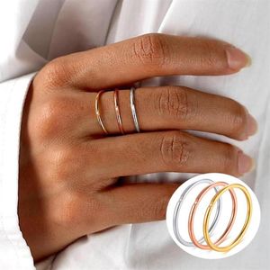 Обручальные кольца Ультратонкое кольцо из нержавеющей стали толщиной 1 мм с фианитом Багет Минималистичный золотой Brands238N