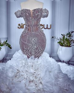 2024 Arabo Aso Ebi Abito da sposa a sirena di lusso con spalle scoperte Cristalli di perline Illusion Abiti da sposa Abiti Abiti da sposa Customed