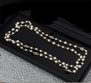 Luxury jewelry Autumn winter necklace crystal inlaid letter size pearl long double layer sweater chain7247284