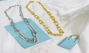 Lyxkedjor Hårdvarumärkesdesigner Top Bamboo Crystal Bucket Lock Thick Chain Pendant Halsband för kvinnor Fashion Jewelry8915675