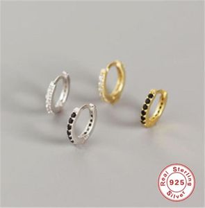 Roxi małe kolczyki obręcze wypełnione złotem przezroczystą sześcienną cyrkonską dla kobiet biżuteria 100 925 Srebrny kolczyk6241963