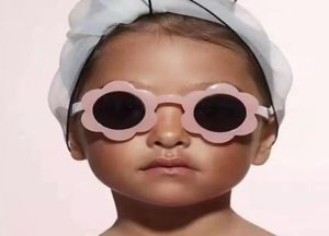 2020 New Sun Flower Round 귀여운 어린이 빈티지 둥근 선글라스 패션 어린이 태양 안경 소년 소녀 유아 안경 UV4009222315