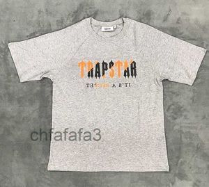 Designer Men's T Shirts Män kvinnor Trapstar Shirts Summer Outfit Orange Gray Thandduk Brodery Kort ärm Par Top Tee Set DA5Y