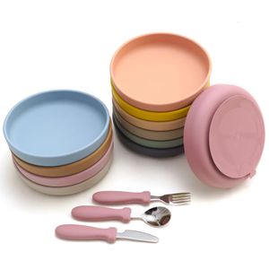 4PCSSet Baby Silicone Dishes Matsal med sugskål Rostfritt stål Knivgaffel en gratis barn som matar bordsartiklar 231225