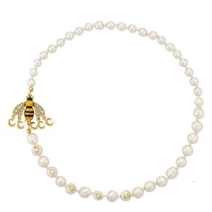 Necklaces Luxury Pearl Necklace G Designer Jewelry For Women Classic Gold Bee Charm Necklaces Wedding chokers necklaces Chains Accessories G