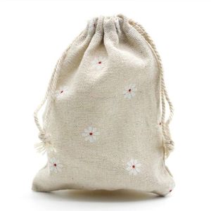 Sacos de presente de linho com margaridas brancas, 9x12cm, 10x15cm, 13x17cm, pacote com 50 sacos para lembrancinhas de doces, maquiagem, joias, cordão, bolsa 264b