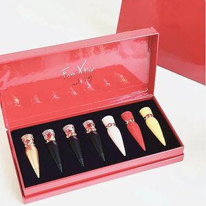 Lippenstift-Set, 7-teilig, Mini-Reise-Diamant-Version, Rettich-Form, rote Tube, Farbbehälter, exklusives Powder Kiss-Set 231225