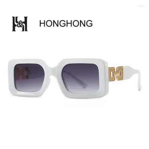 サングラス2024 Honghong Retro Square Vintage Style Men for Men Eyewear Hiking Fashion AccessoriesチェーンIns de Sol