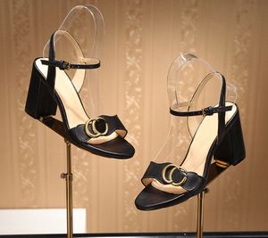 7cm designer tofflor sandaler läder höga klackar fashionabla strand flip flops blommor badrum ränder sommar kvinnor svart vit 65600