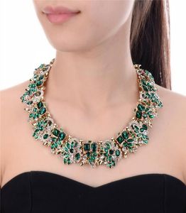 Jerollin 3 färger Rhinestone Flower Halsband Kvinnor Fashion Crystal Jewelry Charm Choker Statement Bib Collar Necklace1308314