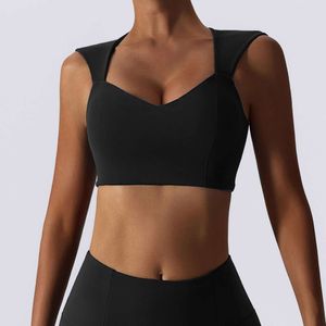 Desginer Aloyoga Women Yoga al T Shirt Outerwear الجري الضيقة للياقة الضيقة أعلى رياضة قصيرة الجافة الرياضة مع منصات الصدر 255