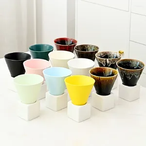 Tazze Tazza da caffè in ceramica da 215 ml Tazze affusolate retrò creative Latte in porcellana Home Desktop Art Decorative