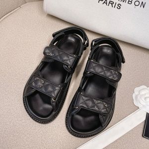 Denim Leather Slingback Platform Quilted Dad Sandal interlocking C black white checks Slippers Women quilted Summer luxury sandal Beach circular Strap y1g9#