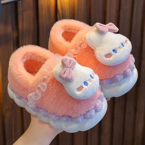 Winter Kinder Baumwolle Hausschuhe Cartoon Kaninchen Bär Jungen/Mädchen Wrap Heel Hausschuhe Anti Slip Warme Hause Schuhe für Kleinkinder babys 231226