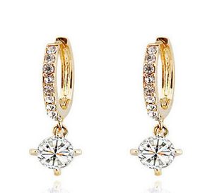 18 -karatowy złoty srebrny kryształowy klips na kolczykach dla kobiet Rhinestone Diamentowe kolczyki z cyrkonem Bridal Jewelry Dangle Circle Hoop Ear6166840