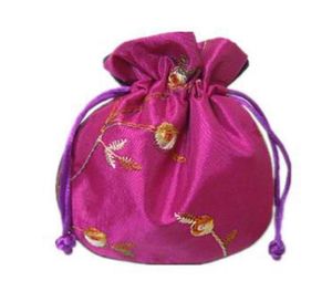 fillet Embroidery Fruit Small Cloth Pouch Satin Fabric Jewelry Gift Bag Drawstring Empty Candy Tea Packaging Spice Sachet Coin Poc7439130