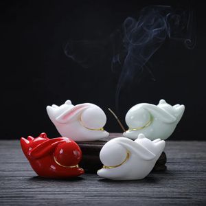 Creative Ceramic Rabbit Incense Tea Pet Crafts Moe Rabbit Line Incense Holder with Mat Home Indoor Tea Table Decorations 231225