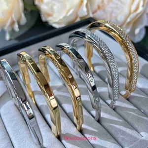 Luxury Bangle designer jewelry man bracelet High quality TifanismV Home Lock Bracelet High Quality New Ins Premium Feel 18k Head With Original Box