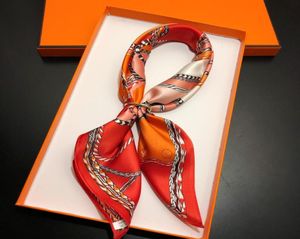 2021 Toppkvalitetskvinna Silk Scarf Fashion Pannband Designer Letter Animal Small Scarfs Headscarf Accessories Gift5228990