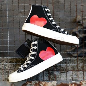 Scarpe con plateau in tela anni '70 cdgs all starsd love cuore rosso con grandi occhi neri designer skateboard sneakers viola escursione uomo donna trainer