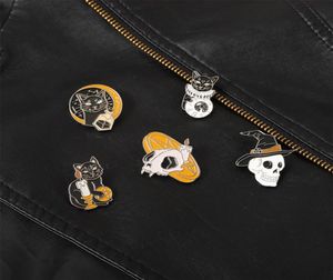 Halloween Czarodziej czaszki kota broszka pin księżyc punkowy czarny kotek festiwal odznaki odznak