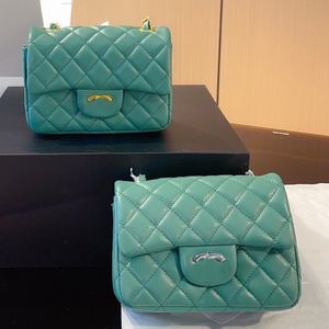 Klasik Flep Mini Kadınlar Crossbody Bag Altın ve Gümüş Donanım Akşam Debriyaj Para Çantası Lüks El Çantası Çok yönlü omuz çantası alışveriş kartı tutucu Pochette 17cm