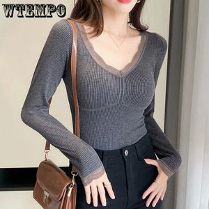 Winter Plush Line Top for Women Sexy Slim Lace V-neck Long Sleeved Warm Underwear with Padded Chest Thermal Women Clothes 231226