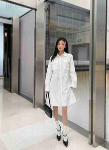 Temel gündelik elbiseler tasarımcı markası 2023 Sonbahar Yeni Stil Polo Neck Uzun Kollu Gömlek Elbise Gevşek Drawstring Bel Sarma A-Line Kadın DFHS