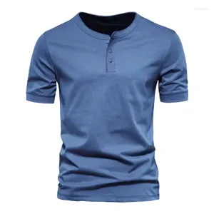 T-shirt da uomo 2023 Camicia estiva di alta qualità da uomo Tinta unita con scollo a V manica corta Tee Casual Abbigliamento traspirante Top