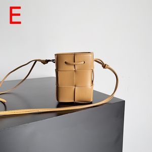 10A Designers Bucket Bag Genuine leather Shoulder Bag Lady Crossbody Bag 9CM Delicate knockoff Cassette Bag With Box YV034