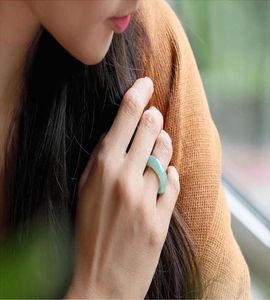 100 anelli di giada naturale di alta qualità di dimensioni miste, colore dritto della Birmania, sono pieni di variazioni85138231919612