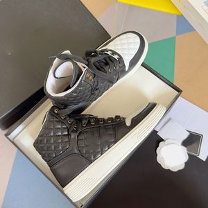 Designer casual skor hög toppbräda sko canvas plattform sportskor mode diamant mönster läder gummi snörning tjock sula alla matchar vita skor sport boot