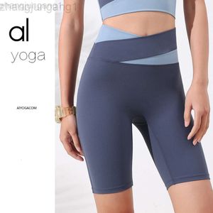 Desginer Aloyoga Yoga Al Original Seamless New Peach Pants Hip Lifting Sport Capris Pantaloncini fitness nudi per donna