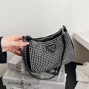 2024 diamante bolsa de ombro feminina novas bolsas de cristal verão moda axilas bolsas totes bling náilon qualidade clássico brilhante p01