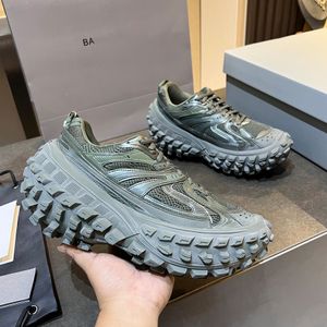 Frankrike Luxury Sneaker Defender Designer Casual Shoe Brand Sneakers Man Woman Trainer Running Shoes Ace Boots av Shoebrand 24