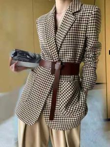 Korean Fashion Coats Chic Elegant Woman Jacke Herbst im Büro Dame Casual Plaid Belt Oversize Blazer Women Clothing 231225