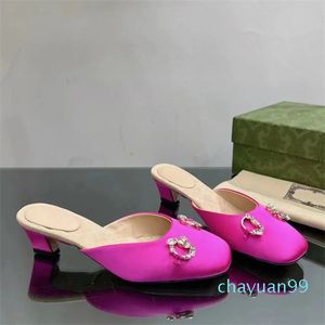 Designer-Slipper Damen-Sandalen mit niedrigem Absatz, umwickelt, quadratische Zehenpartie, Metallschnalle, lässig, Party-Schuh, Absatz, Hochzeitsschuhe