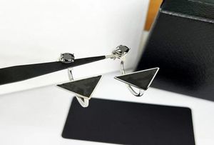 Designer Earings Gold Earrings Designer för Women Hoop Huggie Silver Jewellery Black Invertered Triangle Letter rostfritt stål Fash9652503