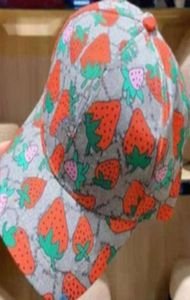 Дизайнерская шляпа-ведро Клубничная бейсболка Мужские и женские встроенные шапки для хлопка с принтом букв Повседневные кепки кактуса-рыбака Casquett6171608
