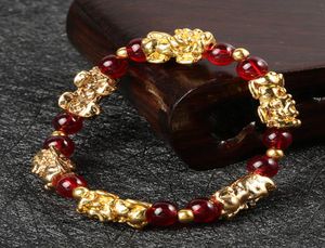 ZB2 New Style Yellow Stone PIXIU Bracelet Vintage 3D Red Garnet Beads Feng Shui Lucky Brave Wealth Bracelet for Women Men Bangles9754038