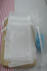 Organza Gift Bags White Colors 7 x 85cm 4 inches With Drawstring Sold Per Pkg of 100 pcs 0035835686799