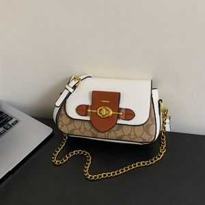 Märke messenger väskor blockkedja Klassisk logotyp Brie One Shoulder Crossbody Bag Fashion Pig Nos Bag Women's Handbag