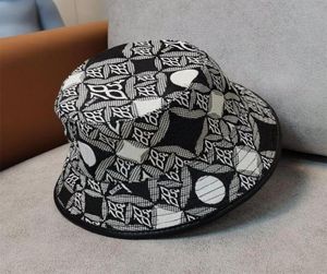 2022 classic letters Baseball cap Men039S Women Bag Golf Hat Snap back Beanie Skull Caps design Bob Stingy Brim bucket hats Top3137080792